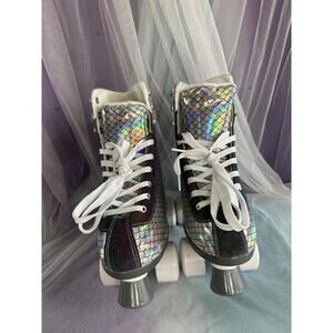 C&C California Silver mermaid roller skates